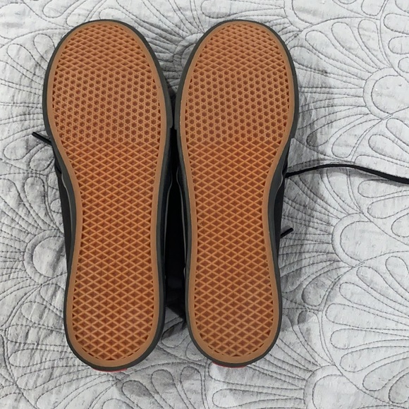 Like new 8.5 vans. Wore only once! - Picture 2 of 6